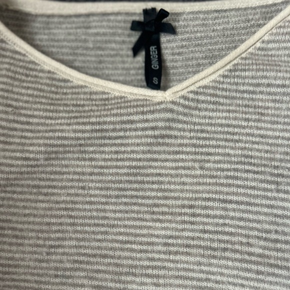 💫100% Cashemire Women’s Oversize Asymmetrical Knit Sweater.Rare FIND - Picture 5 of 11